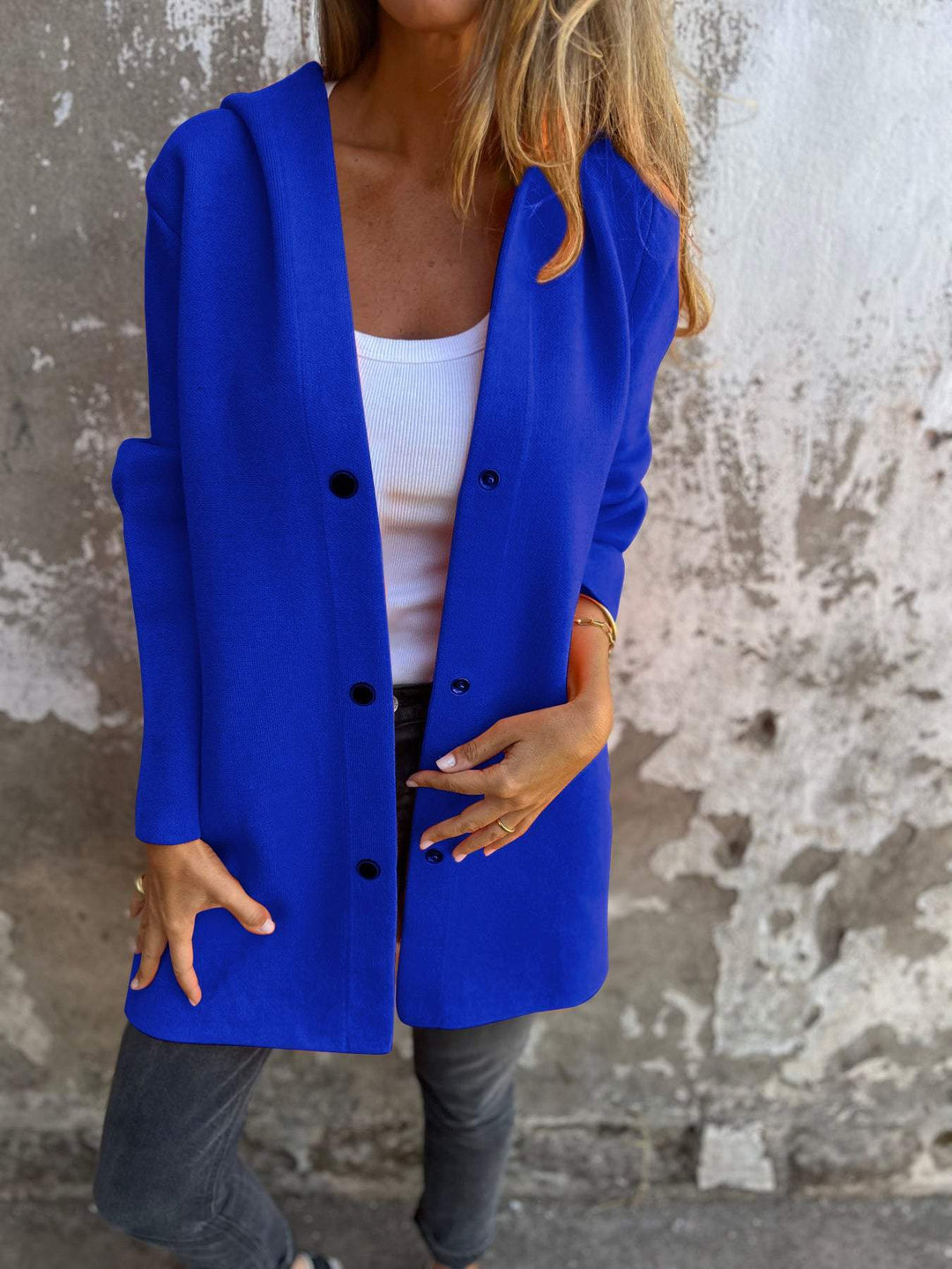 Adriana - Cardigan à boutons et capuche